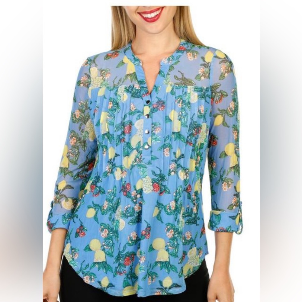 NWT Ava & Grace Women's Lemon Print Blouse - Blue